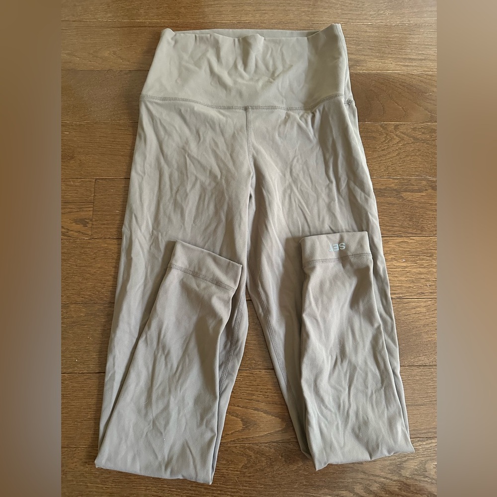 SET ACTIVE LEGGINGS SIZE SMALL BROWN